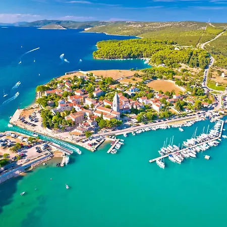 In 14882 * Mali Losinj