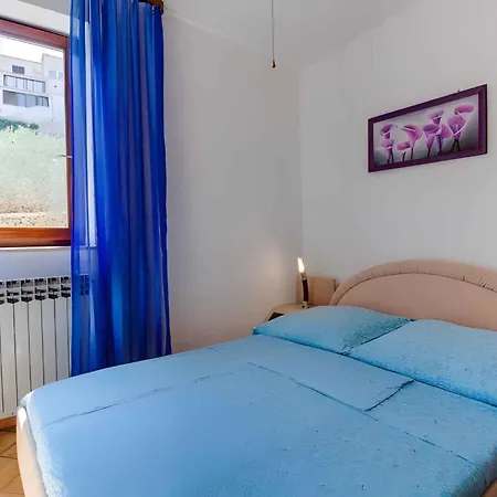 Apartment In 14882 Mali Losinj